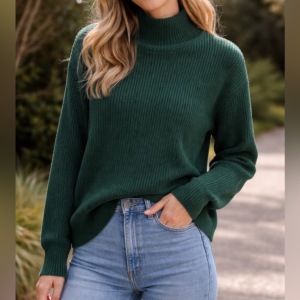 GAP Women's Deep Green Turtleneck Sweater wool blend